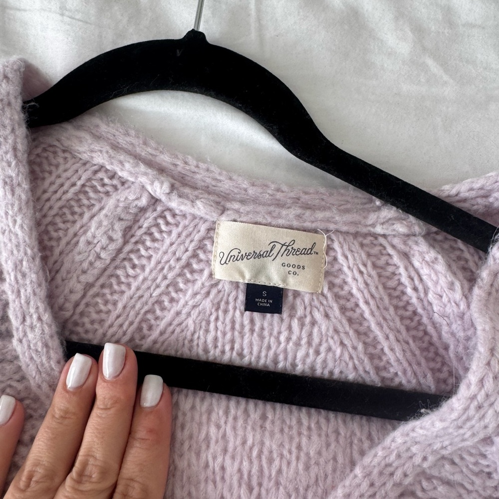 Universal Thread Light Purple V-Neck Sweater - Picture 2 of 3